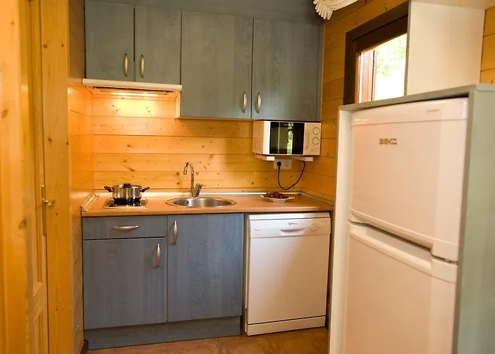 营地 博尔达阿纳德特简易别墅酒店 *